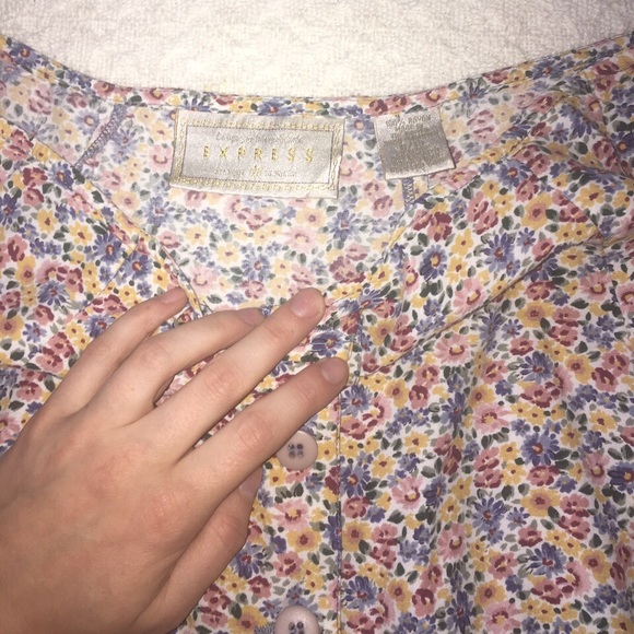 Floral Button-Up Skirt - Picture 3 of 4